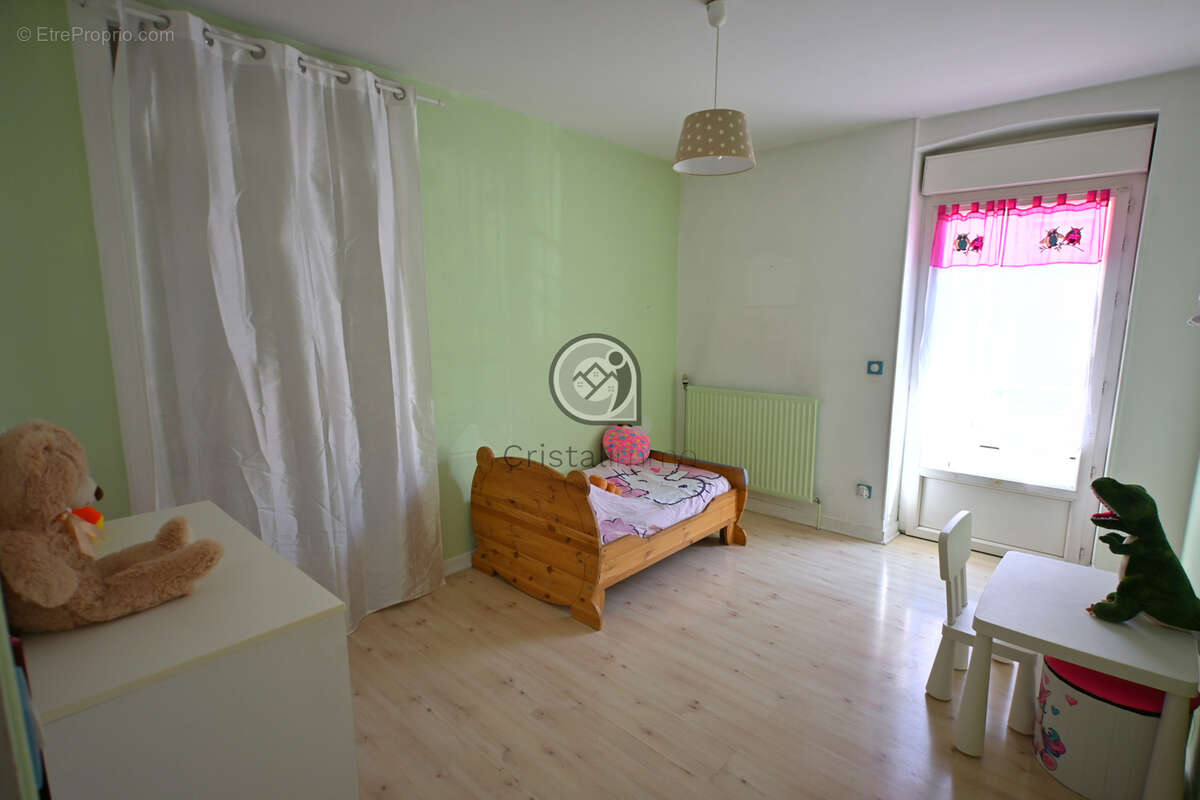 Maisond e ville 163m2 habitables - 4 chambres - photo 4
