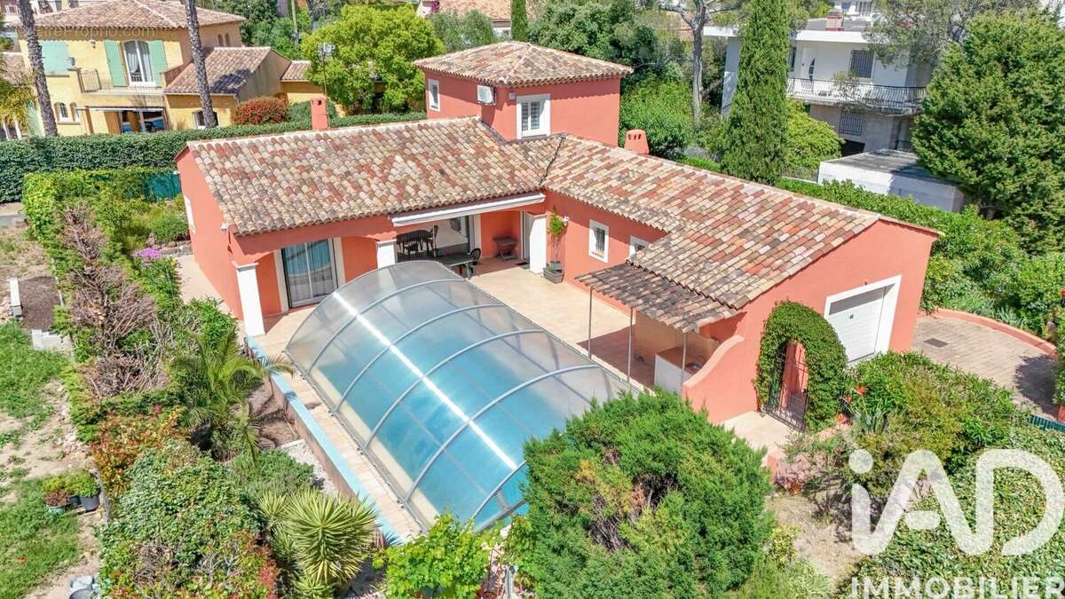 Maison 120 m² à Saint-Raphael  - photo 2