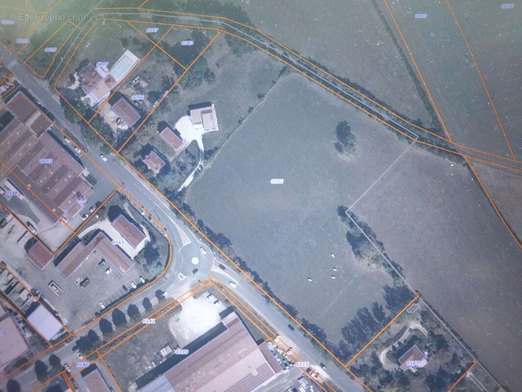 Terrain bâtissable à vendre   de 3000 m2 SEMUR EN AUXOIS (21) - photo 4