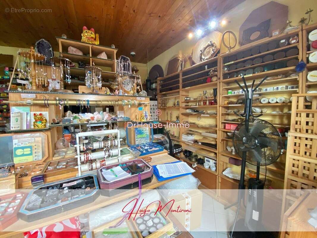 Commerce à MARSEILLE-6E