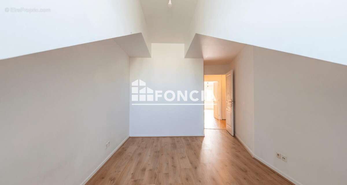 Appartement à VILLIERS-SUR-MARNE