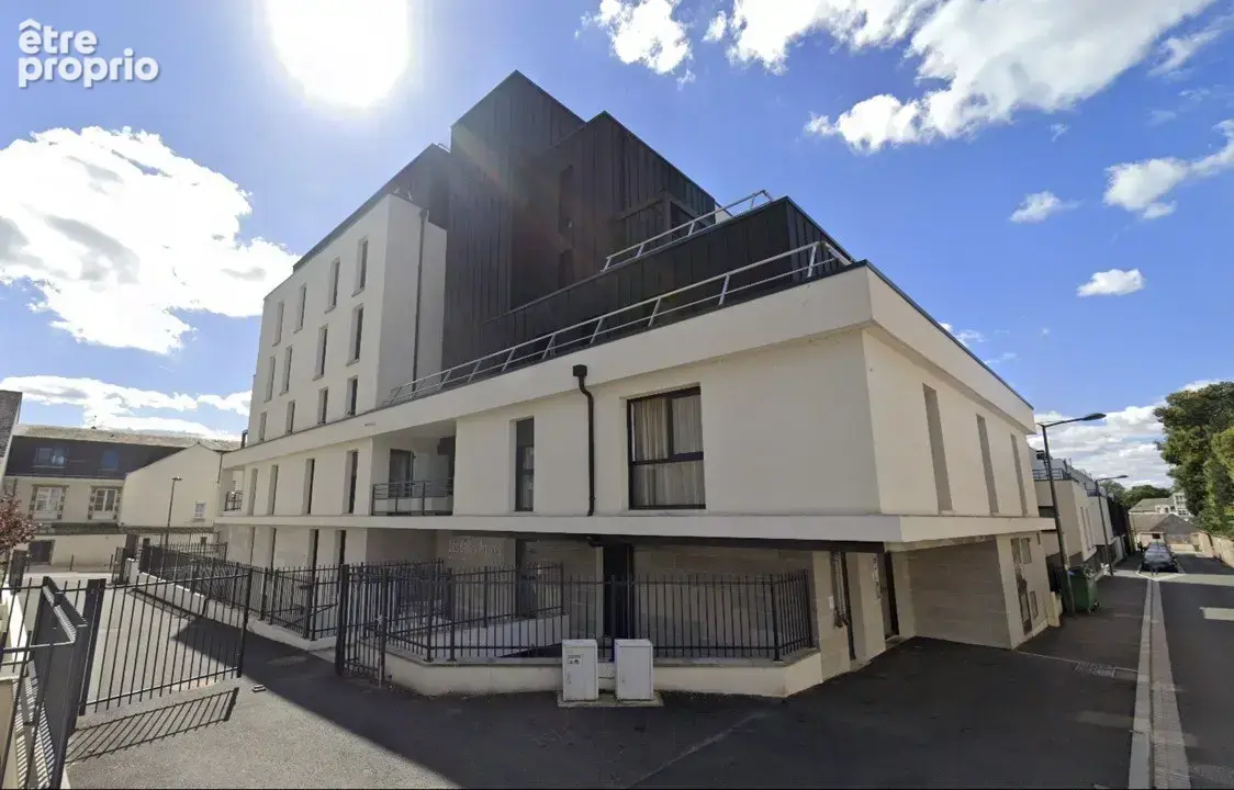 INVESTISSEMENT LOCATIF  ORLEANS - Résidence Étudiante La Reine Blanche - 5,33%  de rentabilité. - photo 12