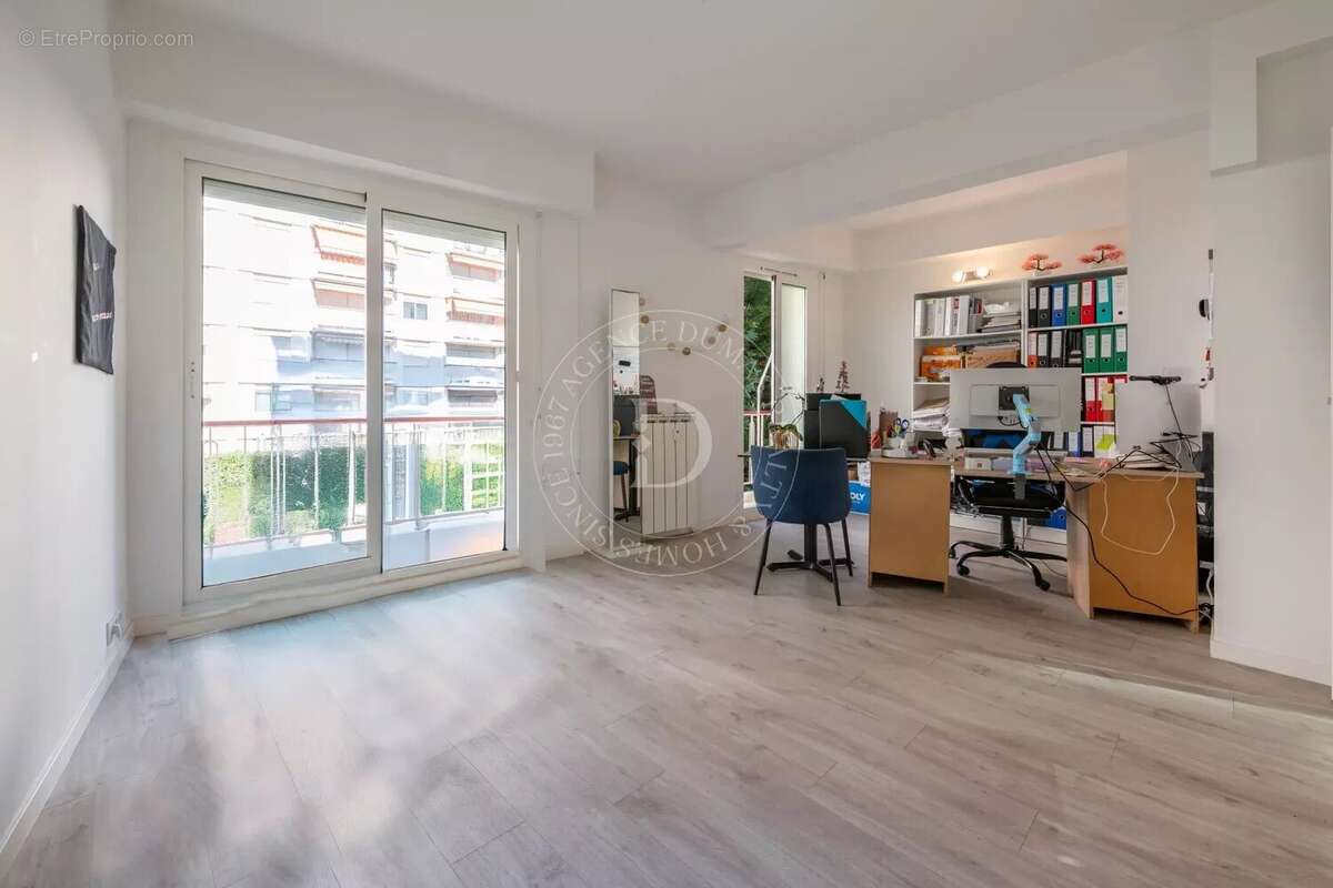 Appartement à CAGNES-SUR-MER