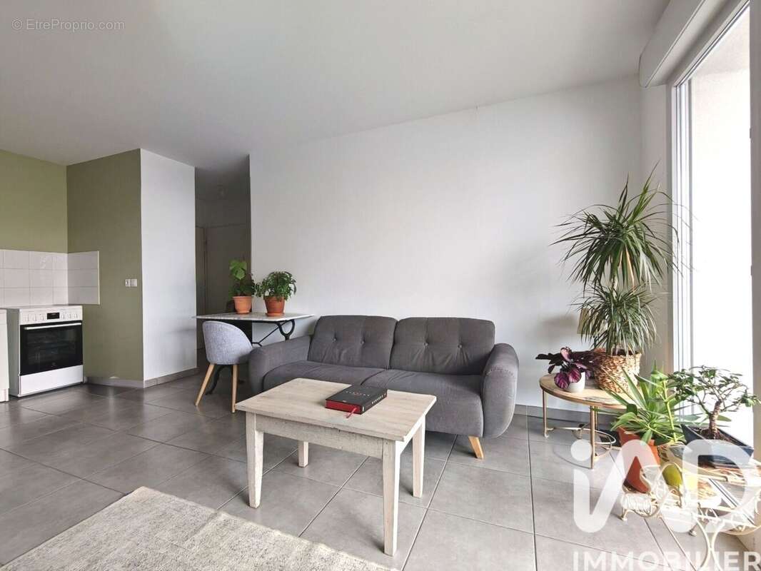 Photo 2 - Appartement à SAINT-PRIEST