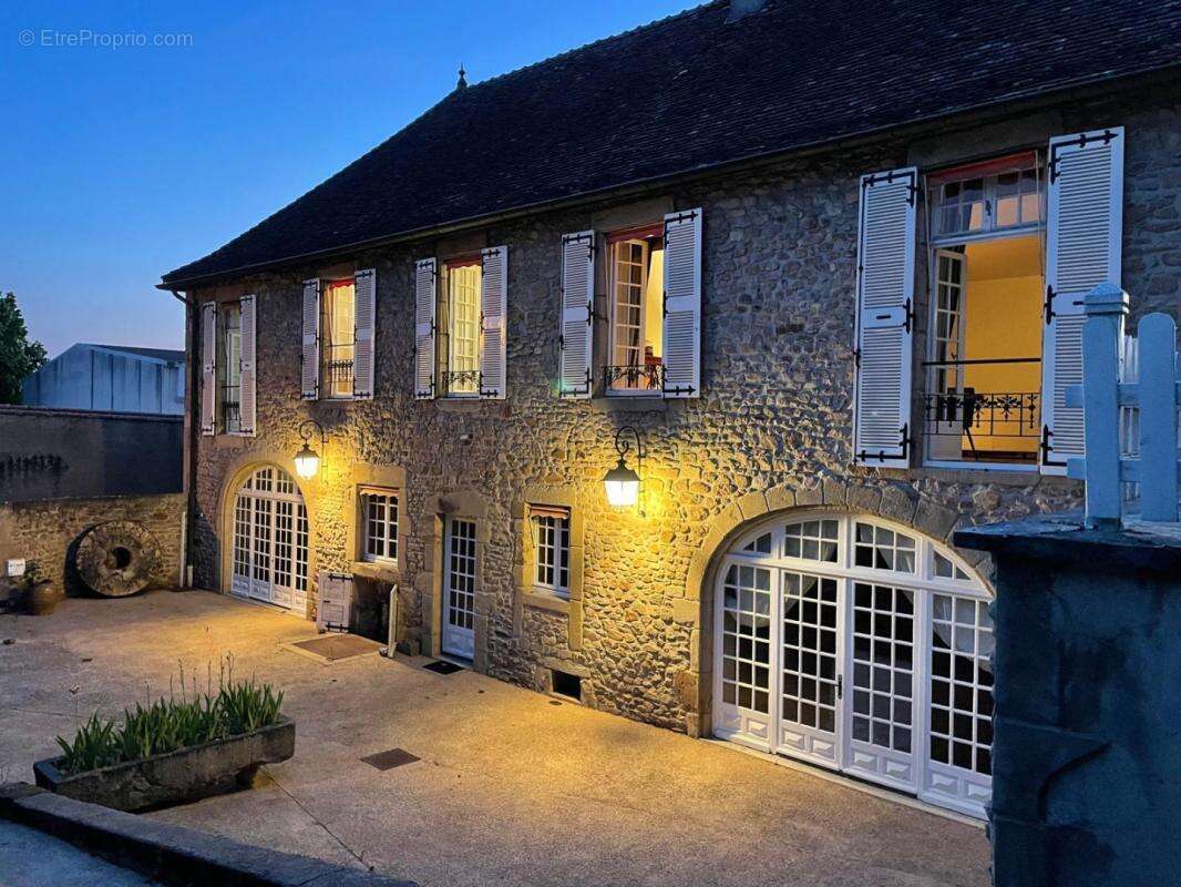 Maison à AUTUN