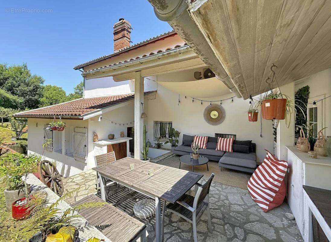 Maison à GUICHE