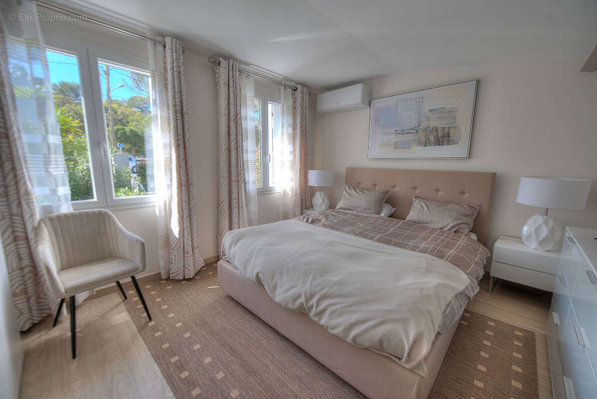 Maison à SAINT-RAPHAEL