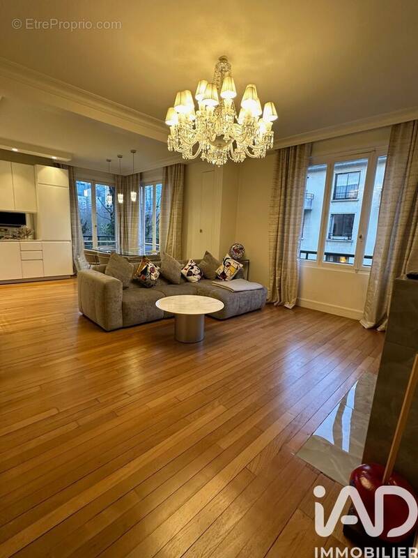 Photo 1 - Appartement à NEUILLY-SUR-SEINE