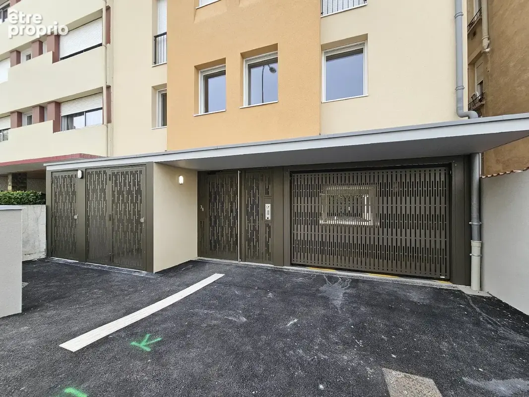 Quartier jeanne d'arc - t3 neuf de 100 m2  avec terrasse - photo 17
