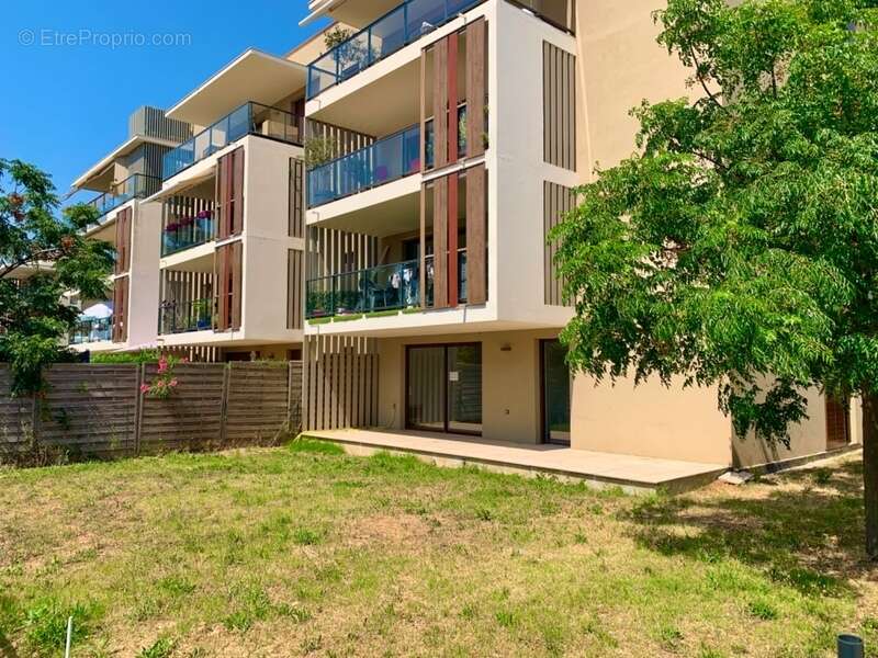 Appartement à FREJUS