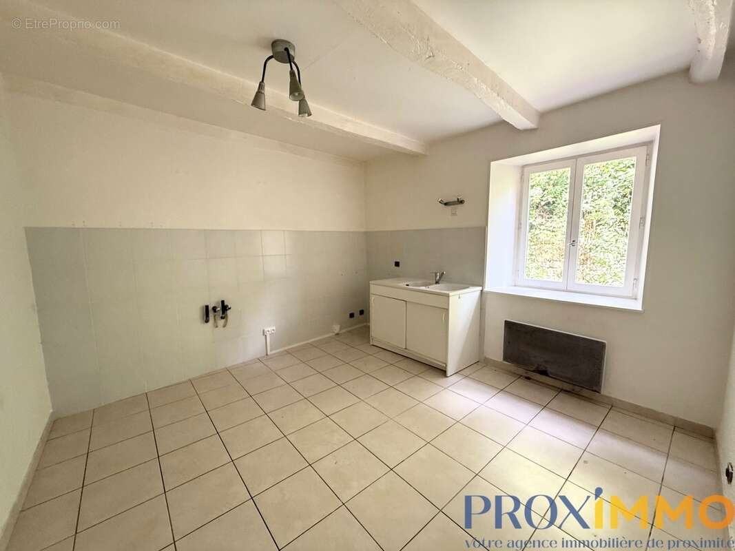 Appartement à LA BUISSE