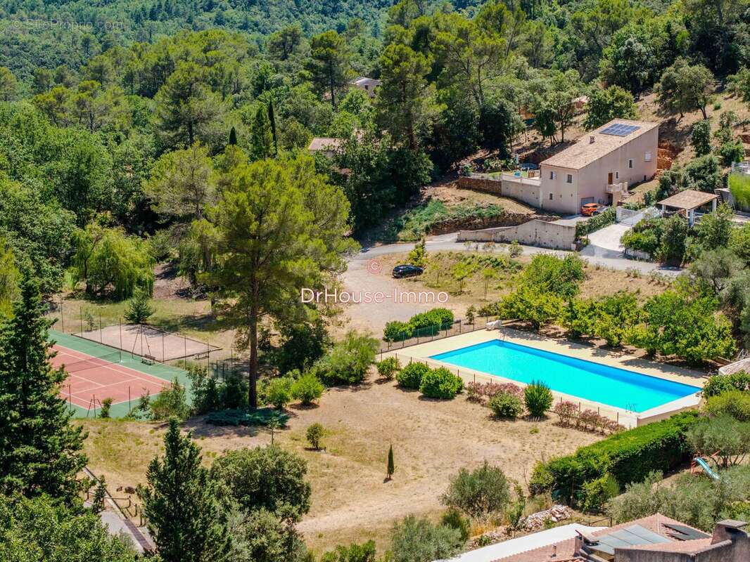 Maison 109 m² à Meounes-Les-Montrieux  - photo 12