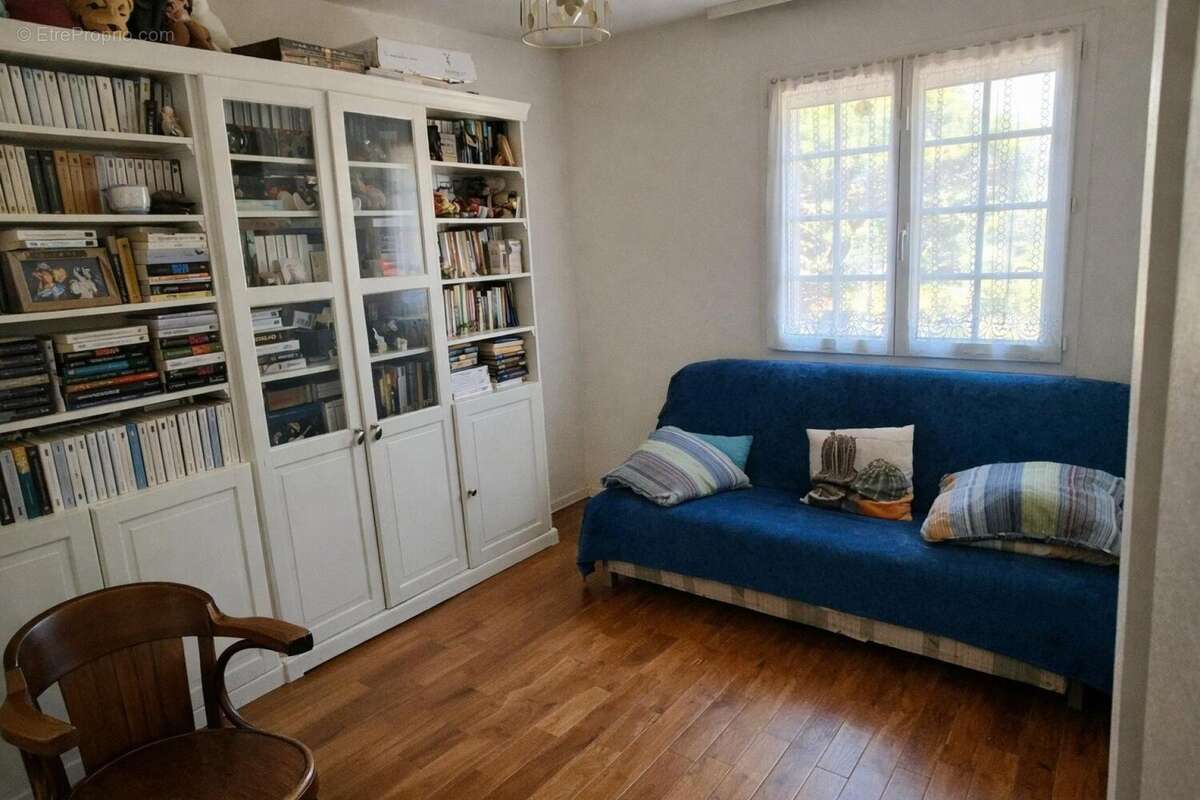Maison 142 m² à La Chapelle-Thecle  - photo 9