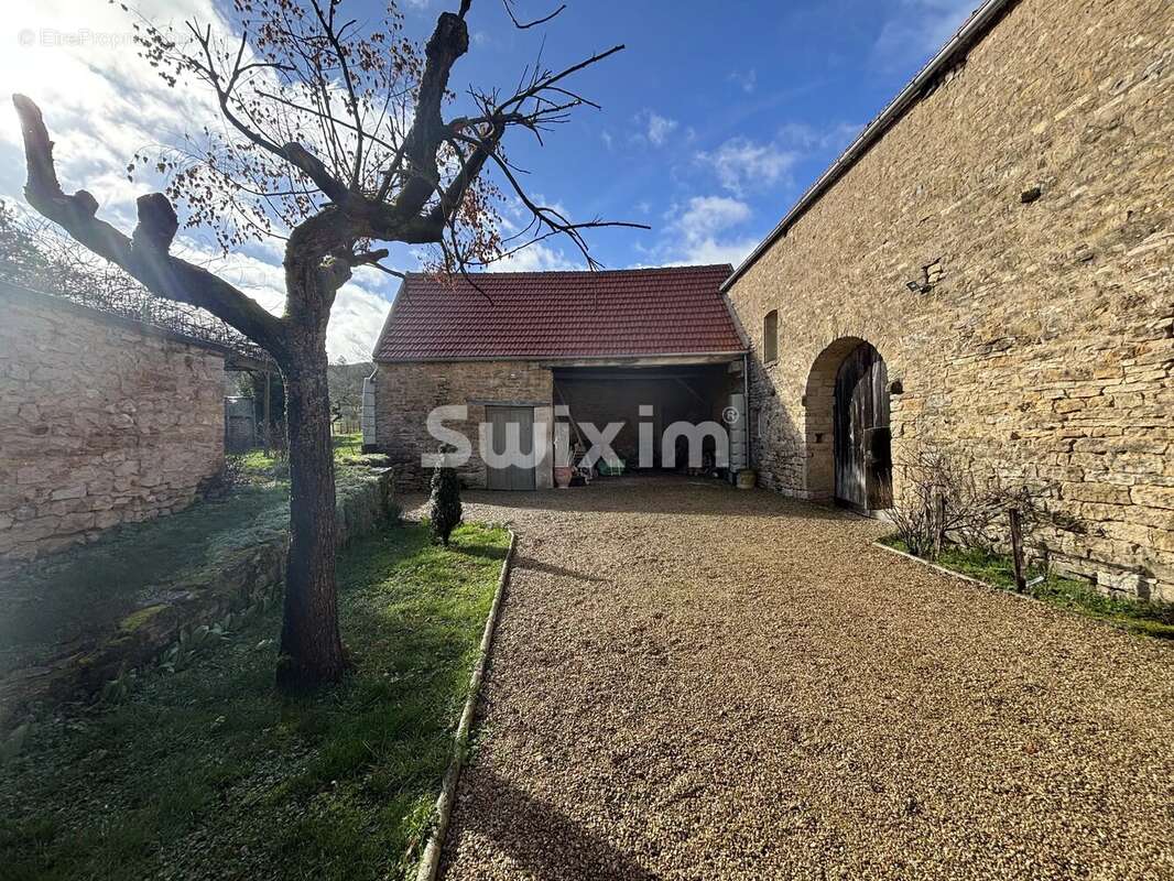 Maison à GIVRY