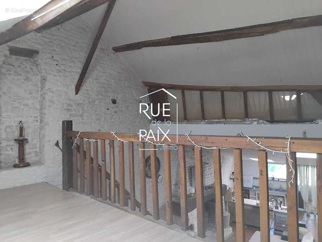 Maison à POUANT