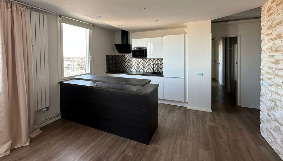 Appartement à LA MADELEINE