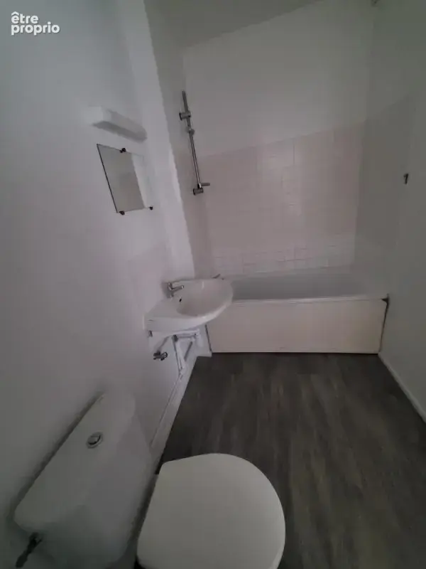 NANTES, Beaujoire, T1 au 5ème et dernier étage - photo 14