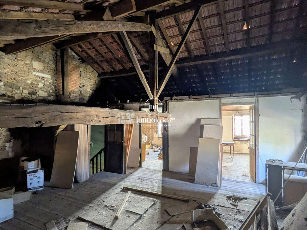 Maison 7 pièces 163 m² à vendre à Saillat-Sur-Vienne (87720) - photo 9
