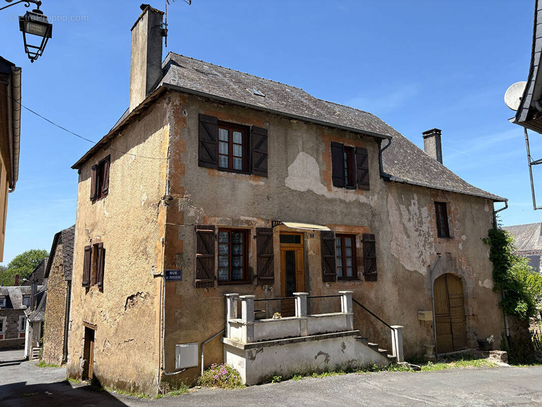 Maison à JUILLAC