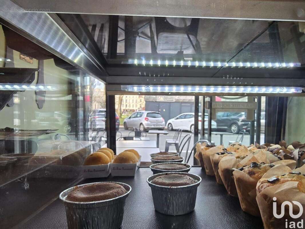 Photo 4 - Commerce à ROCHEFORT