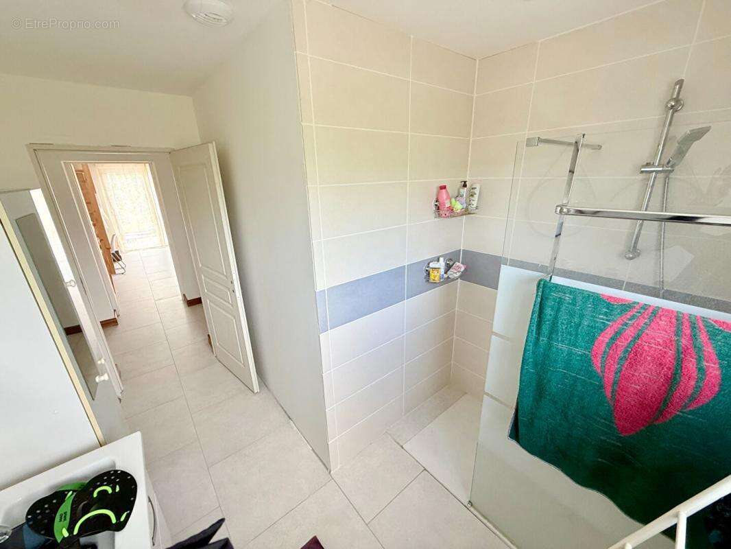 A 15 min de Sens, Maison de plain-pied de 2025, 9 pièces , 4 chambres , Exposition plein Sud, DPE A - photo 9