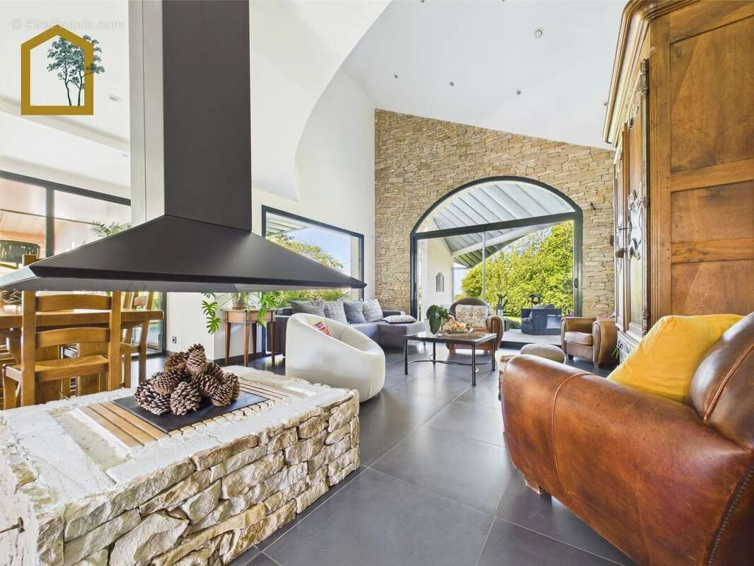Villa avec piscine intérieure au cœur de la nature – Entre Besançon et Montbéliard - photo 4