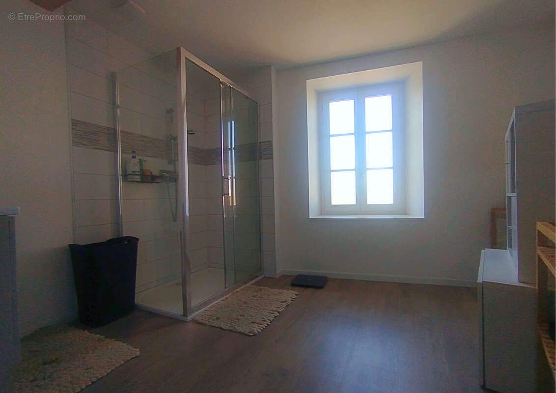 Maison 121 m2 avec cour - photo 11