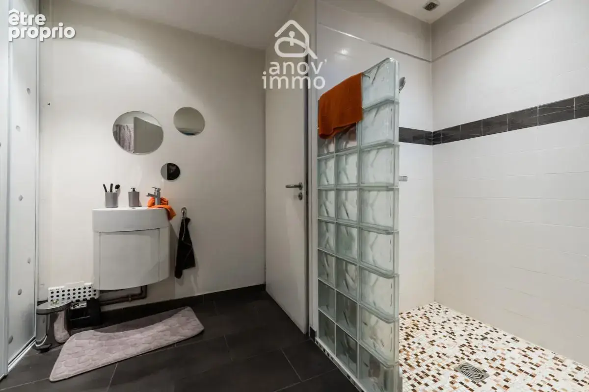 Maison 5 pièces 168m2 avec piscine sur une parcelle de 410m2 - photo 10