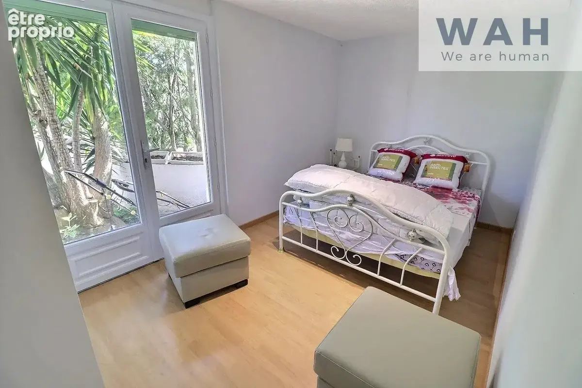 Ensemble immobilier d'une villa et de deux t2 34230 saint-pa - photo 11