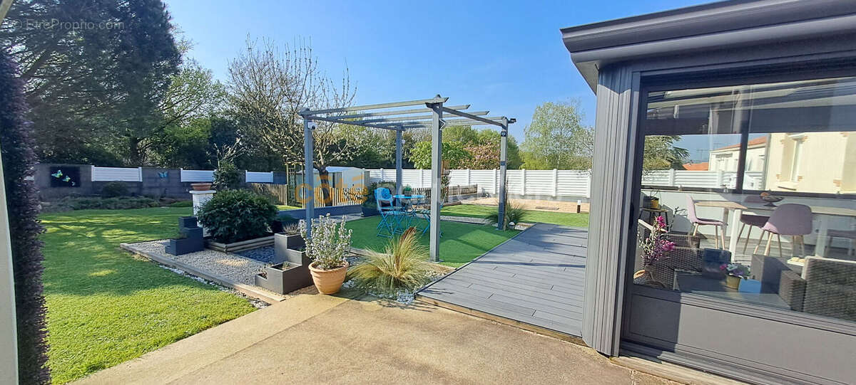 Maison à MORTAGNE-SUR-SEVRE