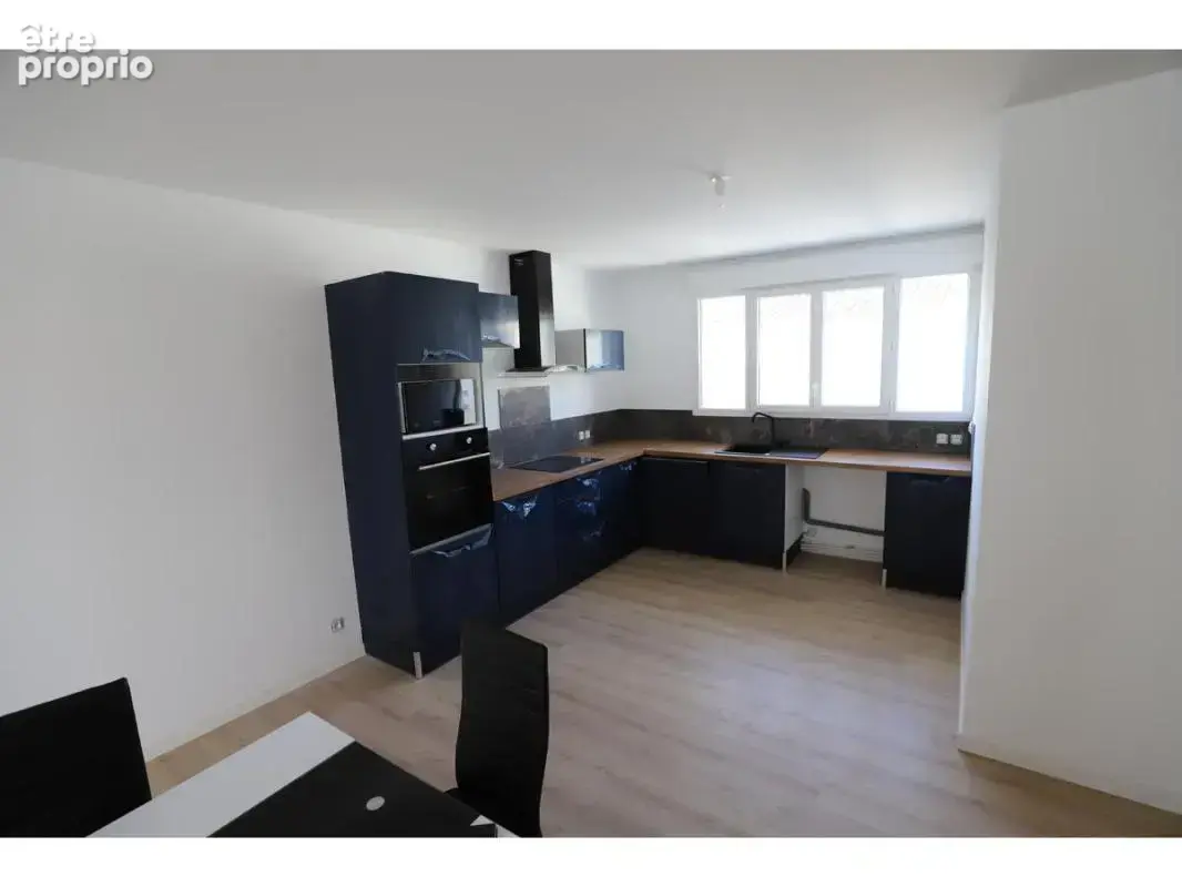 Maison 3 pièces 70 m² à vendre à Le Chateau-D'oleron (17480) - photo 3