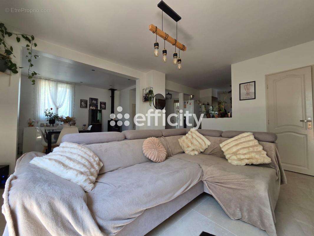 Appartement à SAINT-CYR-SUR-MER