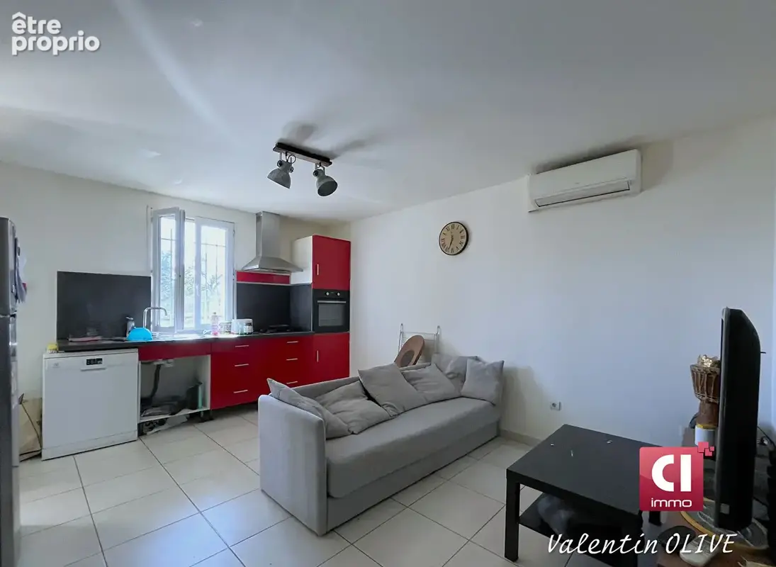 Appartement à LA ROQUEBRUSSANNE