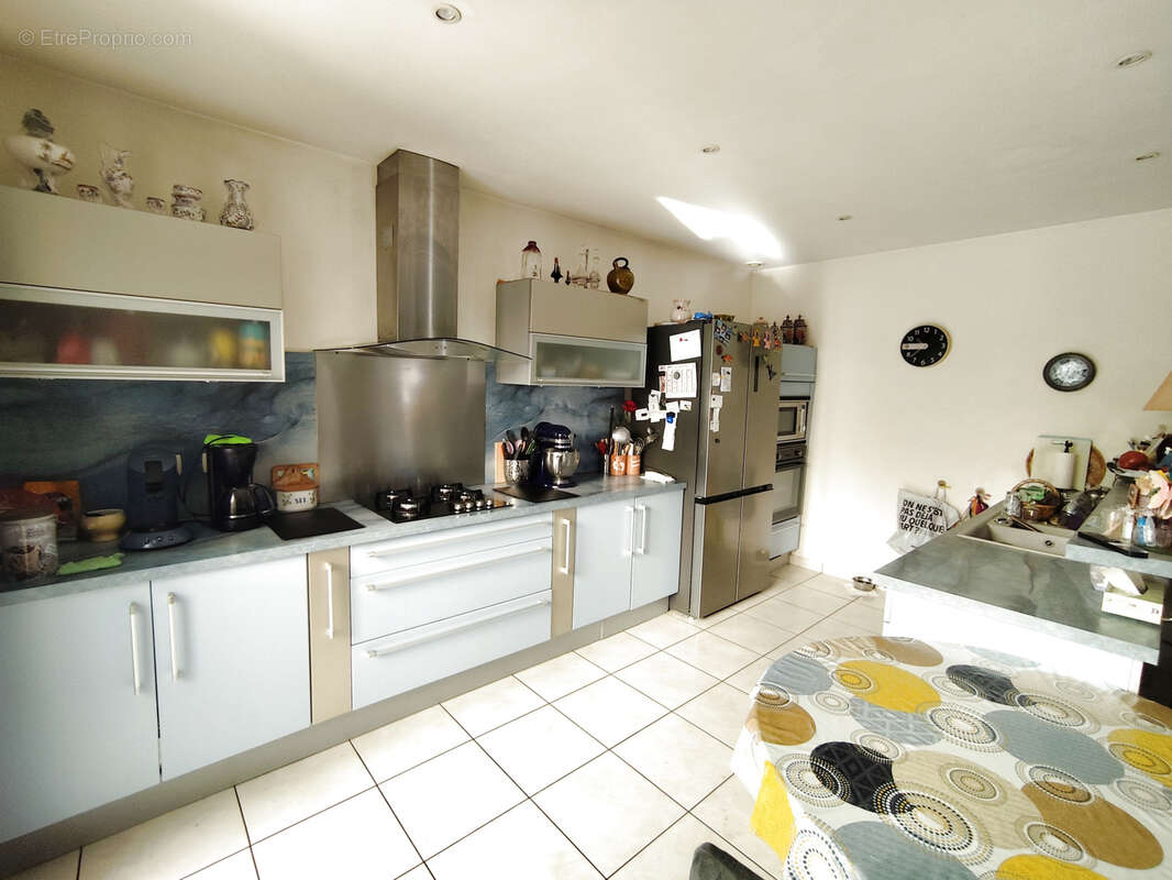 Maison à SAINT-JEAN-LASSEILLE