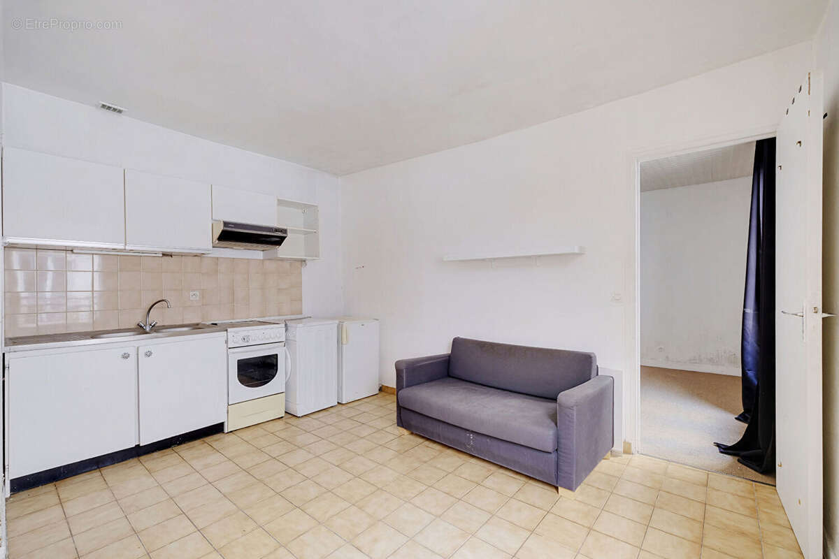 Commerce à PARIS-10E