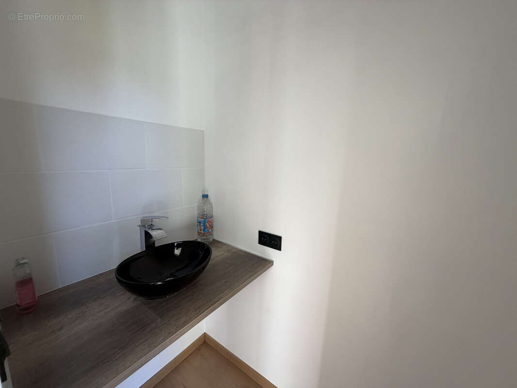 Appartement à SAINT-MARTIN-D'HERES