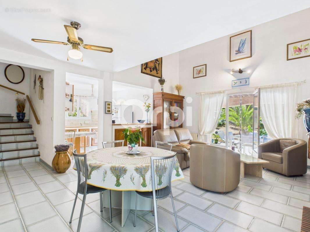 Maison à SAINT-PAUL-EN-FORET