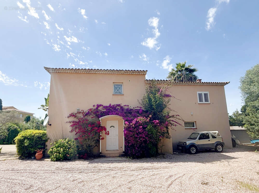 Maison à GROSSETO-PRUGNA