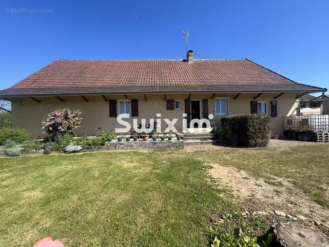 Maison à SELLIERES
