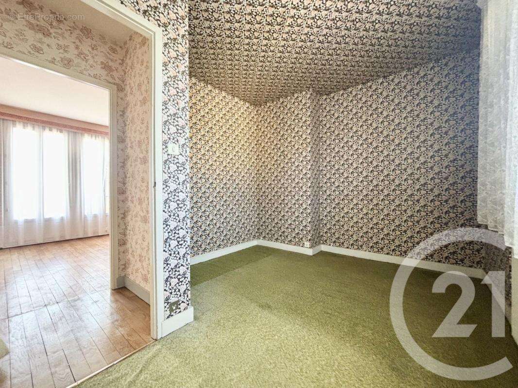 Maison 86 m² à Limoges  - photo 11
