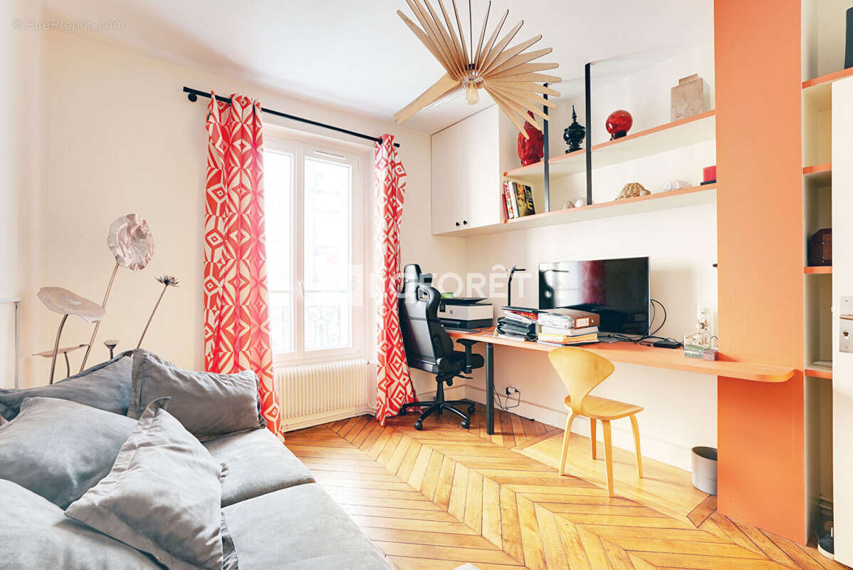 Appartement à PARIS-15E
