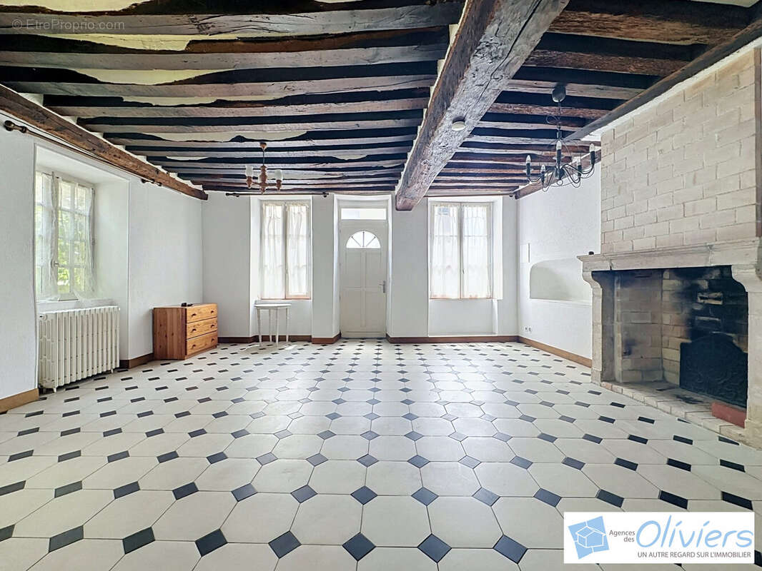 Appartement 90 m² à Chevreuse  - photo 2