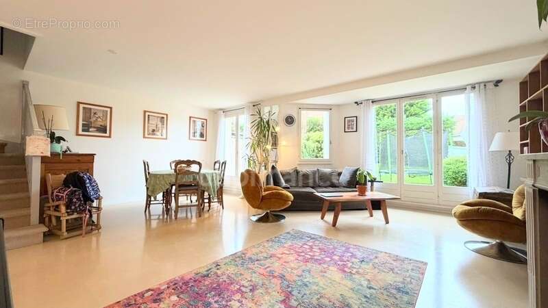 Maison à NOISY-LE-ROI