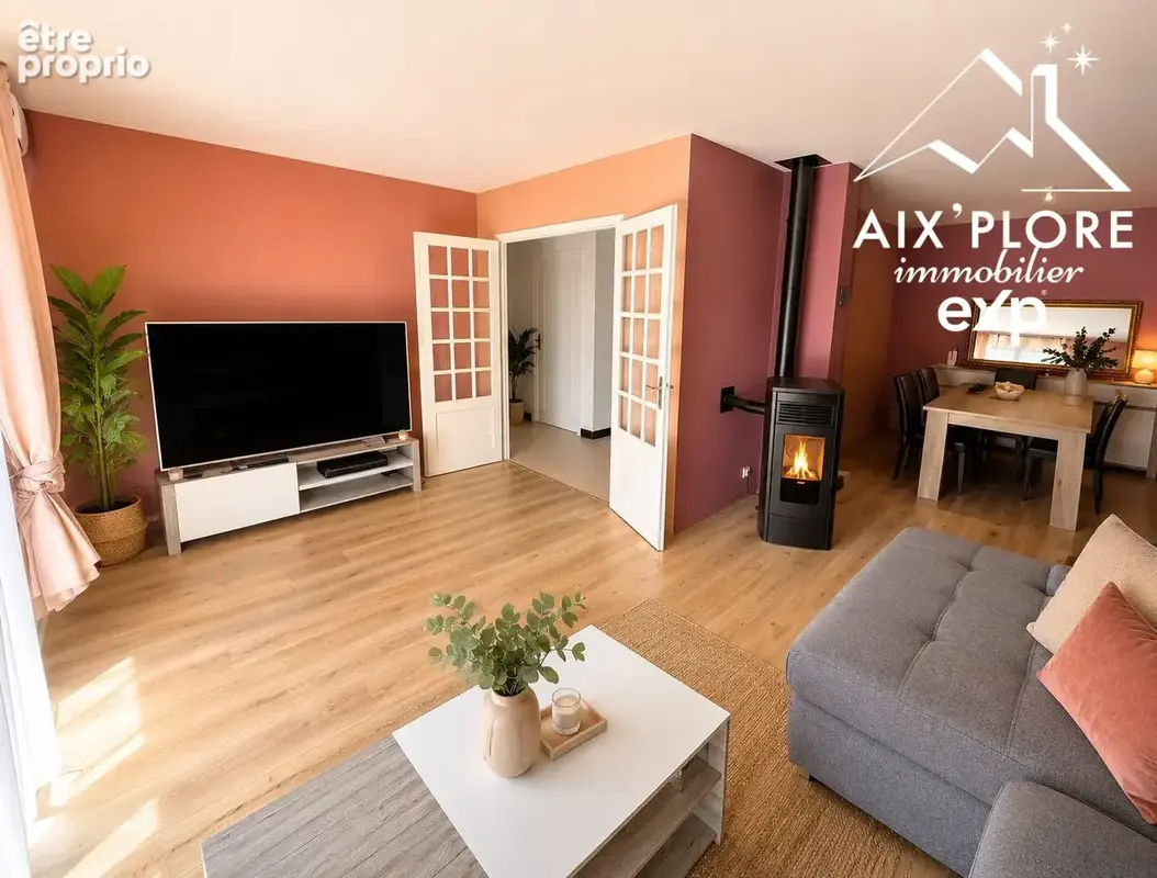 Maison 211 m² à Bourg-En-Bresse  - photo 3