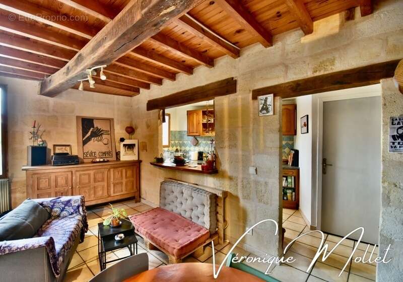 Maison à LESTIAC-SUR-GARONNE