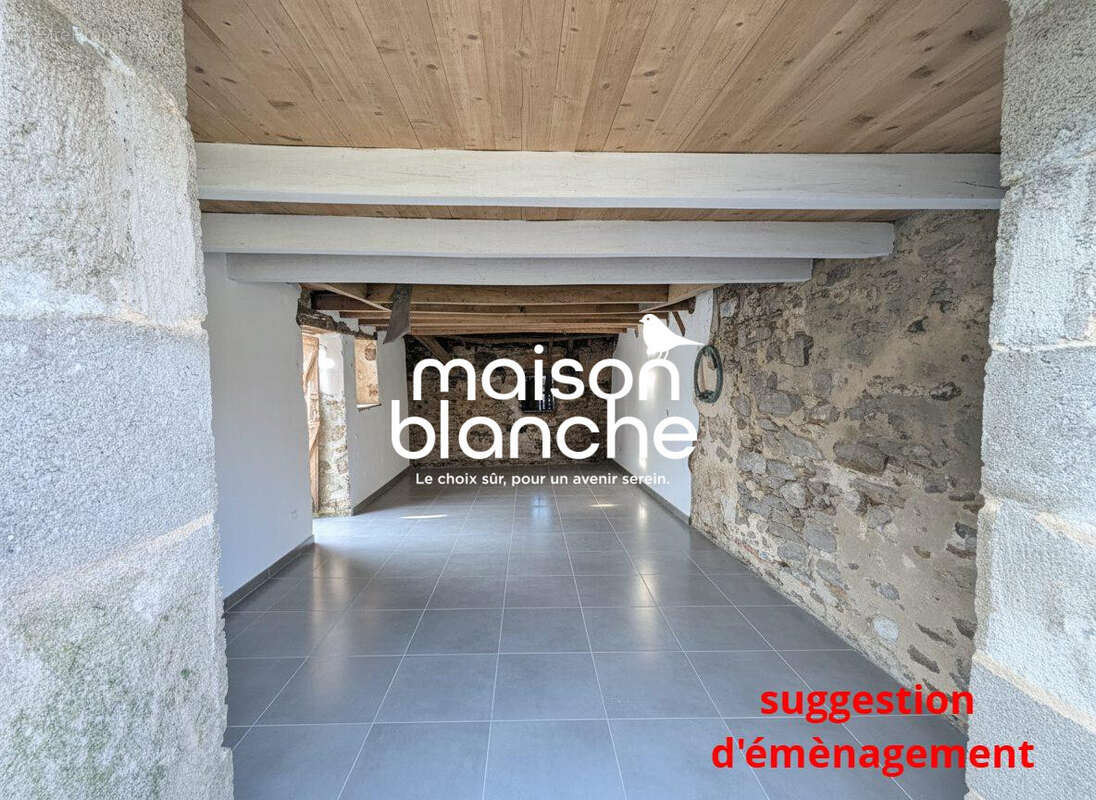 Maison à NESMY