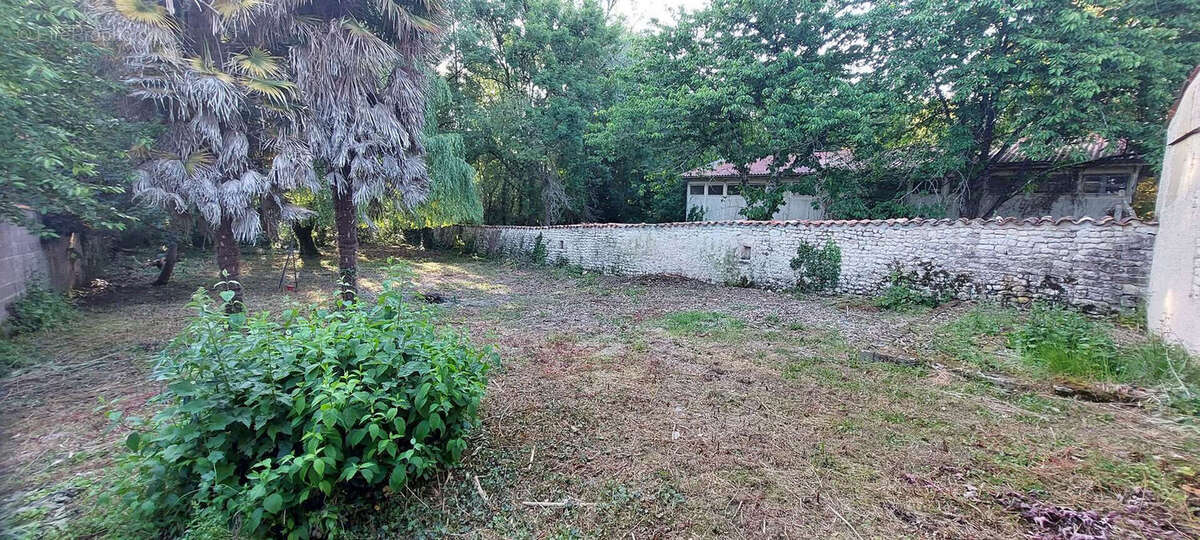 Grande grange à rénover avec permis de construire - photo 14