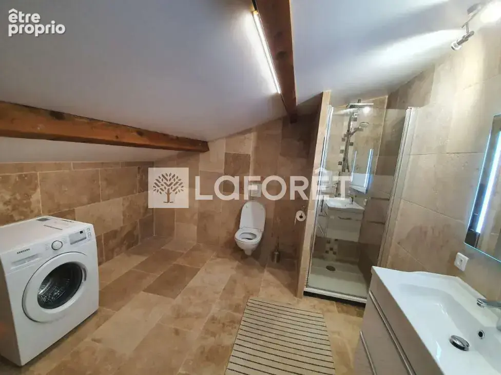 CUERS : Maison individuelle 237 m² comprenant 3 logements sur terrain de 793 m² - photo 18
