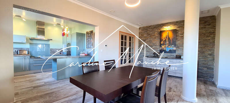 Maison à LA FARE-LES-OLIVIERS