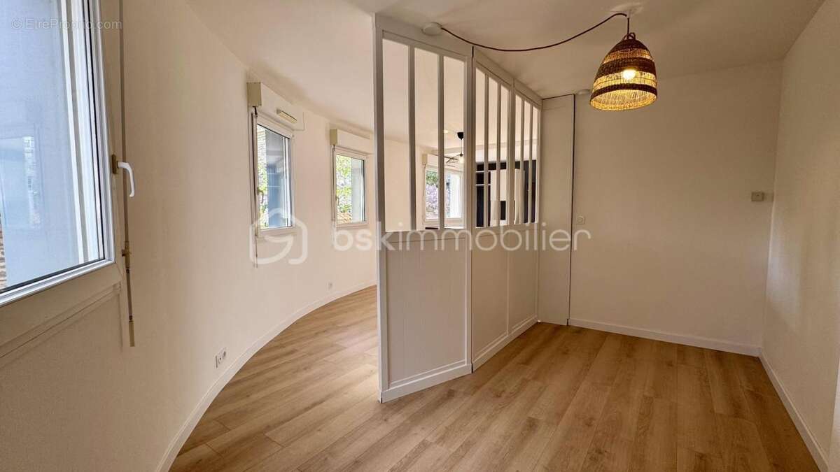 Très bel appartement Cosy T1 bis - REFAIT À NEUF - Quartier prisé Oberthur - Thabor à RENNES - photo 9